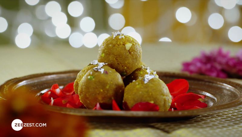 Gond and Sonth Laddo